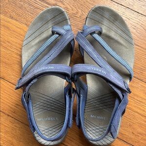 Merrell blue convertible strap sandals size 7